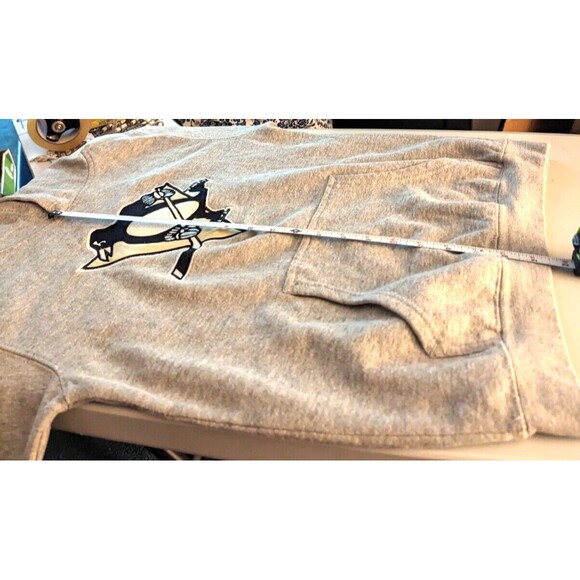 Pittsburgh Penguins boys grey hoody size medium (10-12) preowned - Picture 5 of 9